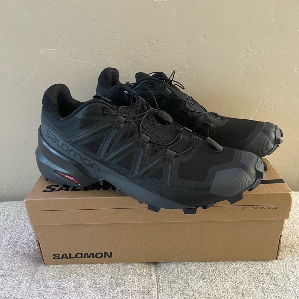 Salomon Men's Speedcross 5 Trail Running Shoe